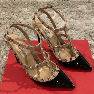 Brand New Valentino Rockstud Caged T-Strap Pumps